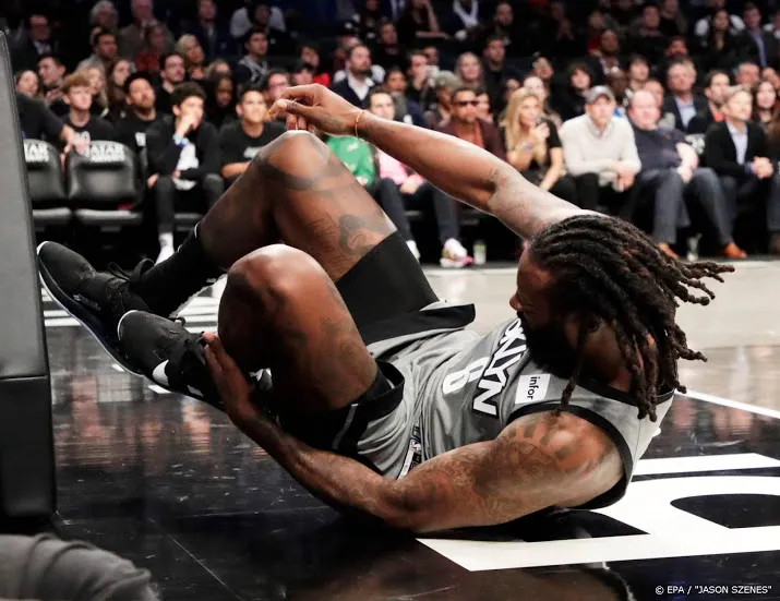 twee basketballers brooklyn nets besmet met coronavirus
