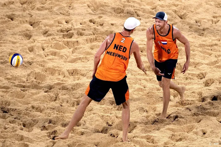 twee beachvolleybalduos naar kwartfinales in brazilie