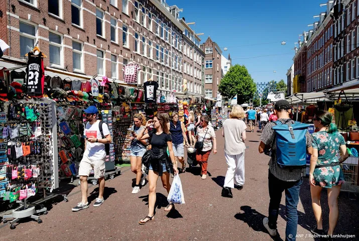 twee gewonden bij steekincident albert cuyp