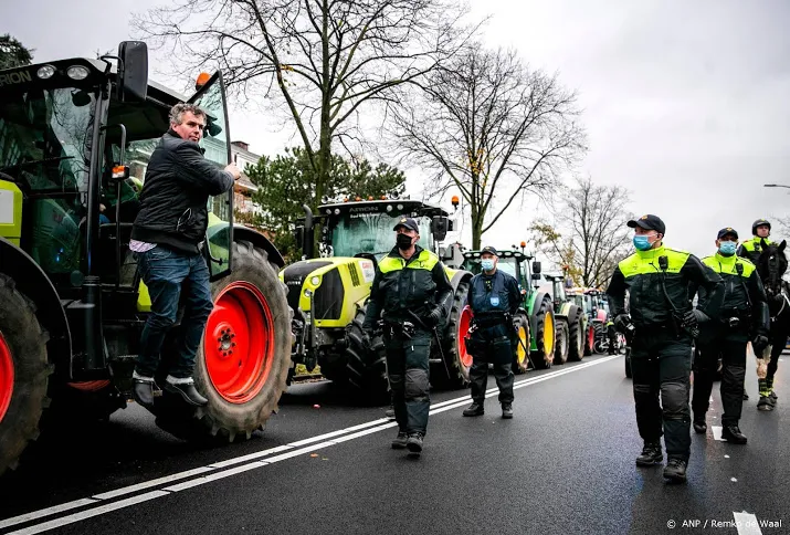 twee mensen opgepakt bij boerenprotest in den haag