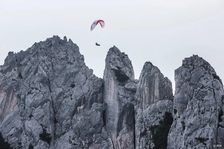 twee nederlandse bergbeklimmers dood gevonden in tirol