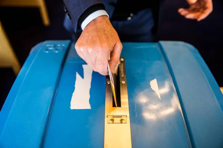 twee partijen kunnen alleen besturen