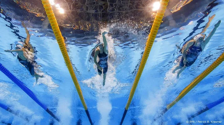 twee russische zwemmers geschorst voor spelen vanwege doping