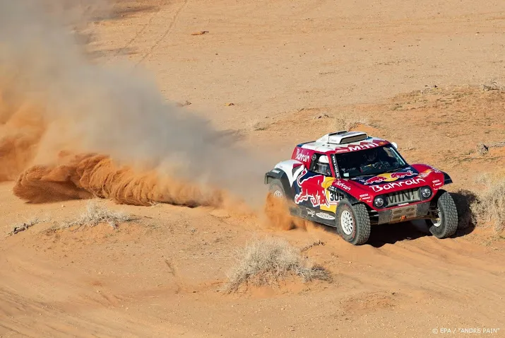 tweede dagzege voor sainz en price bij dakar rally