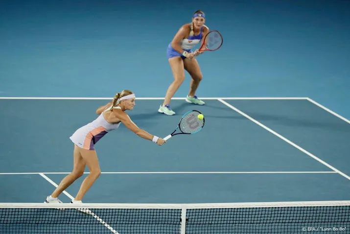 tweede dubbeltitel babos en mladenovic op australian open