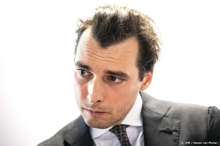 tweede kamer berispt baudet om niet melden nevenfuncties