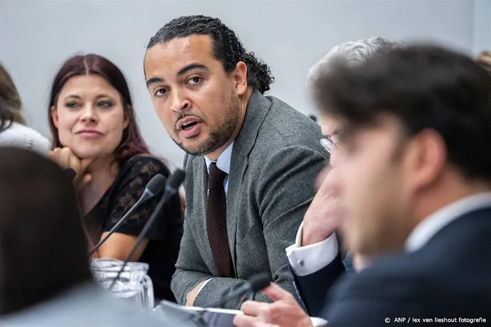 tweede kamer stemt in met hoger minimumloon caribisch nederland