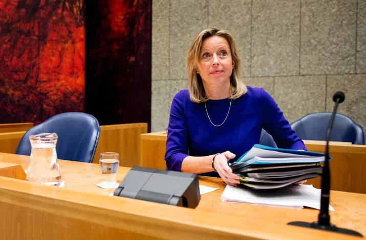 tweede kamer stemt referendum weg