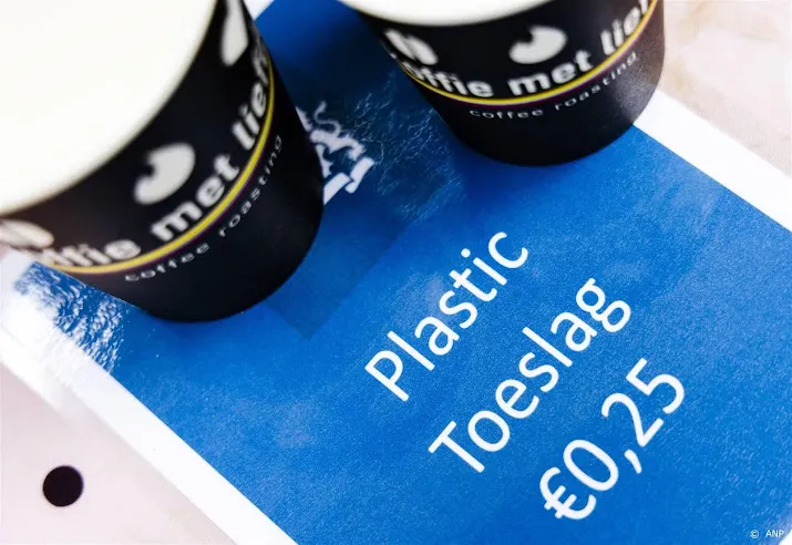 tweede kamer wil af van belasting op wegwerpplastic