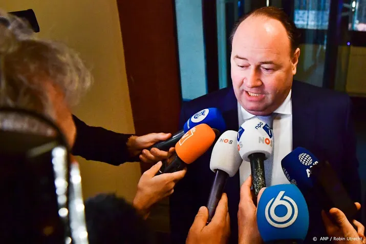 tweede man fvd baudet te rechts en te ijdel