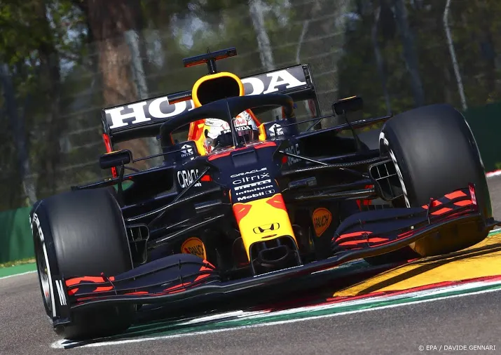 tweede training op imola snel voorbij voor verstappen door defect