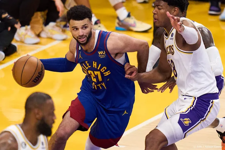 uitblinker jokic helpt denver nuggets aan eerste nba finale ooit