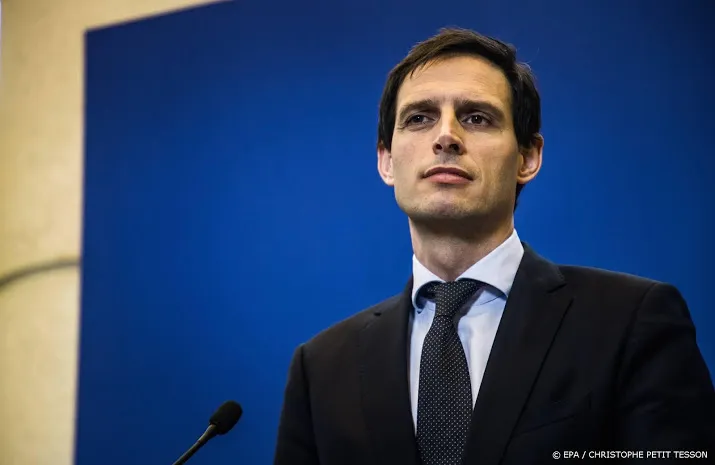 uitleg aanpak italie overtuigt hoekstra niet