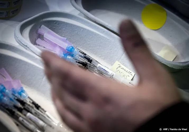uitnodigingsbrieven boosterprik uiterlijk 29 januari op de mat