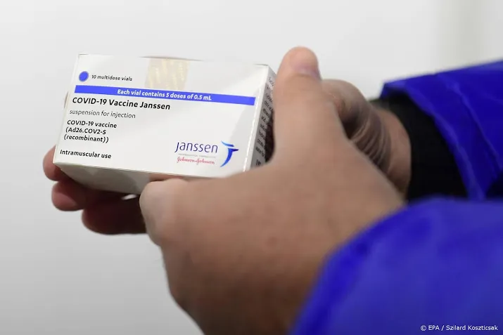 uitrol janssen vaccin in europa uitgesteld vanwege bloedproppen