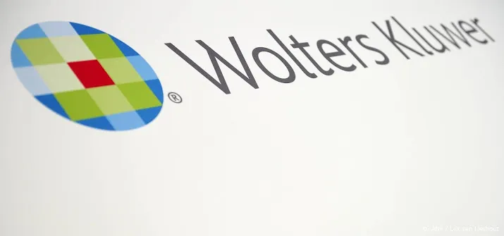 umg en wolters kluwer stijgen op afwachtend damrak
