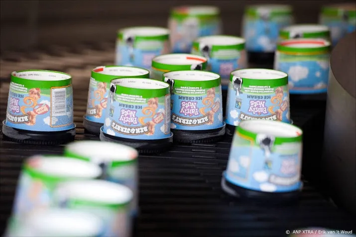 unilever legt voorraden ijs aan