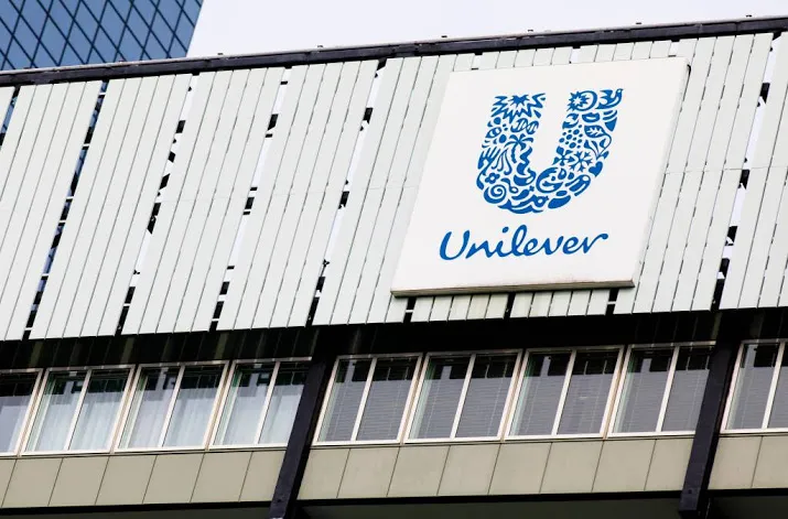 unilever pakt koppositie in de aex