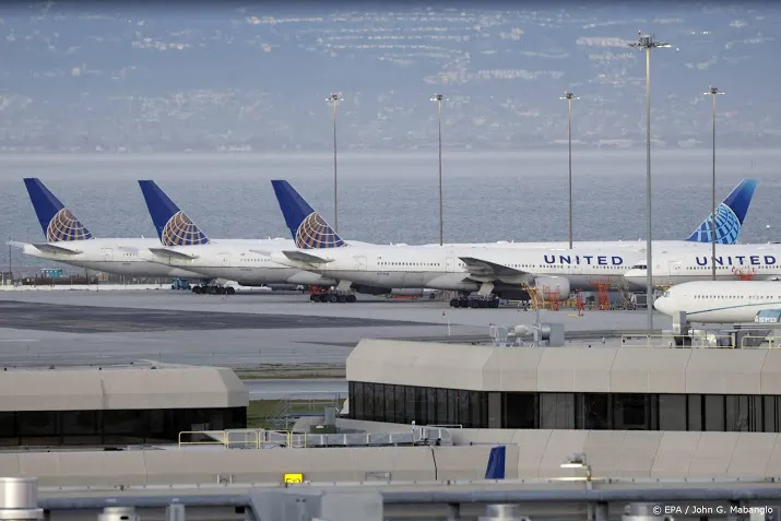 united airlines koopt supersonische vliegtuigen