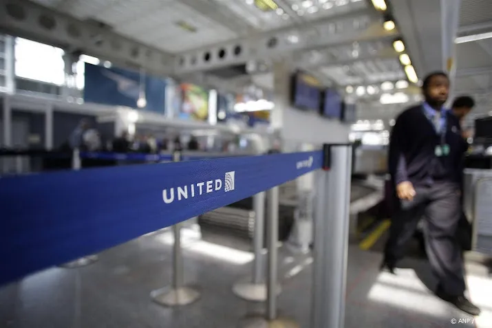 united airlines wint op wall street na resultaten