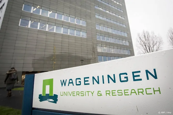 universiteit wageningen doet aangifte om leus bij protest