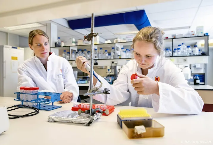 universiteiten en umcs blij met stevige investeringen