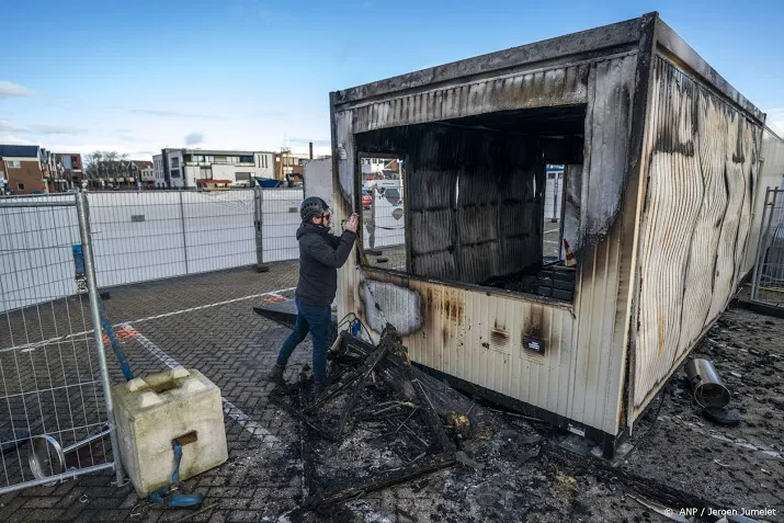 urker heeft spijt van brandstichting ggd teststraat