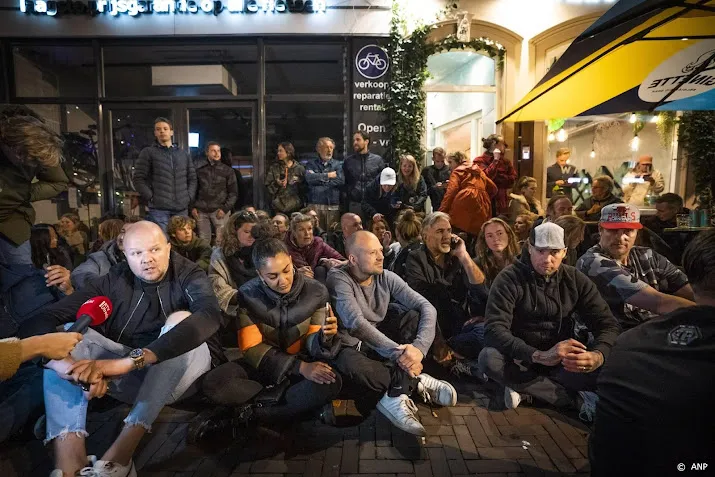 utrechts restaurant sluit af zonder ingrijpen politie