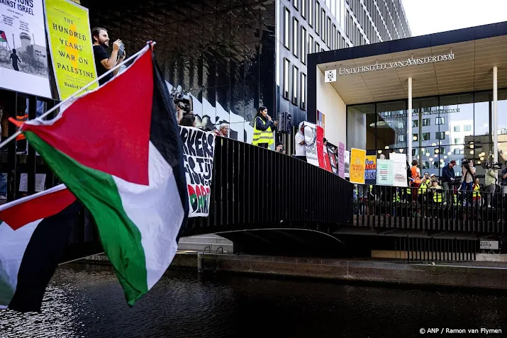 uva doet aangifte om demonstratie en sluit maagdenhuis