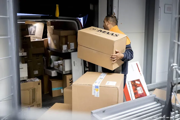 vaandacht bij cijfers postnl naar pakketbezorging