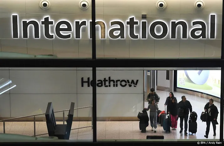 vakbond beveiligers heathrow gaan in zomer 31 dagen staken