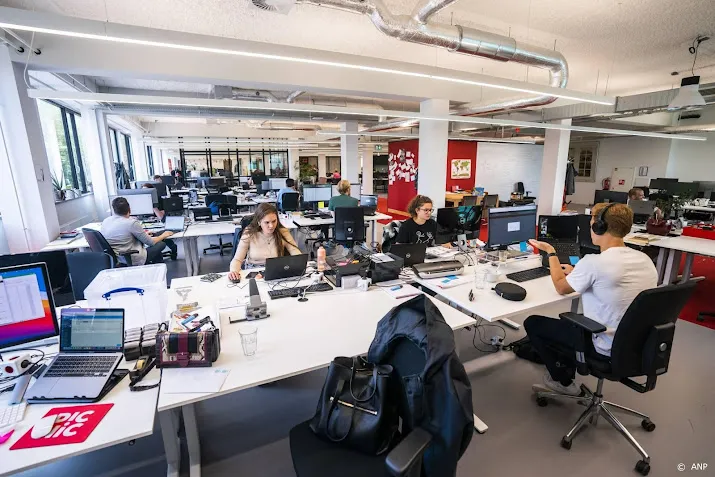 vakbond cnv slim dat kabinet coronamaatregelen verder versoepelt