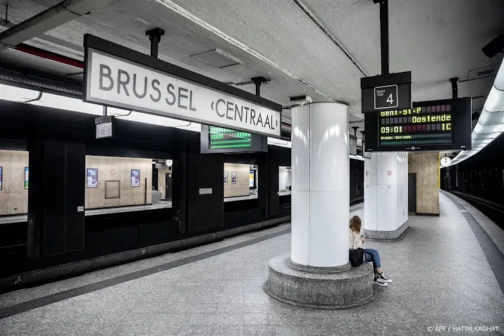 vakbonden kondigen stakingen op belgisch spoor aan