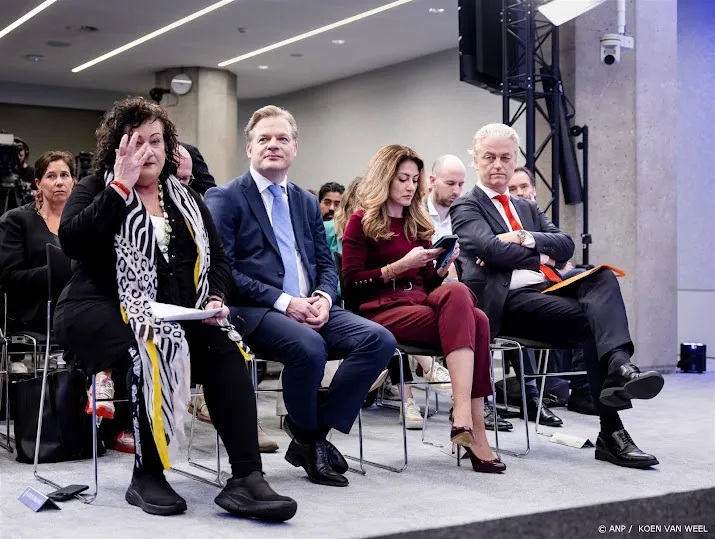 vakbonden kritisch na doorrekening coalitieplannen door cpb