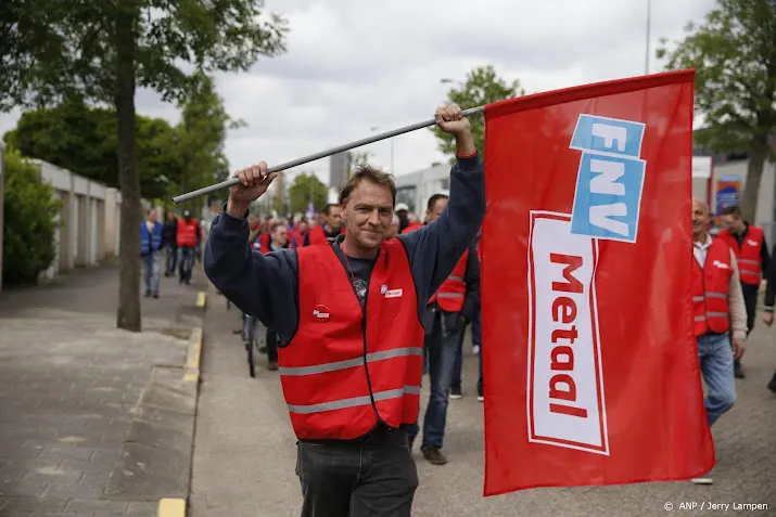 vakbonden maken zich op voor langere strijd om cao kleinmetaal