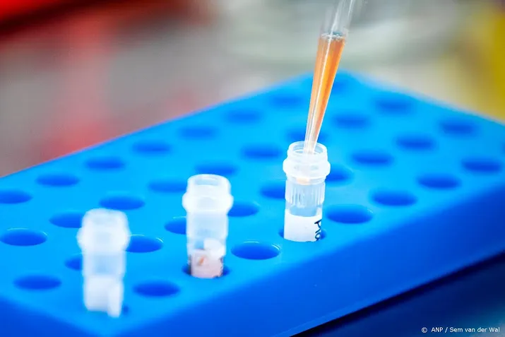 vakbonden organisatie vaccinatie is slecht en te traag