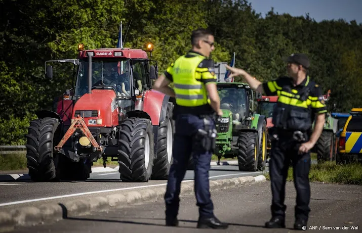 vakbonden politie kon boerendrukte op snelwegen niet voorkomen