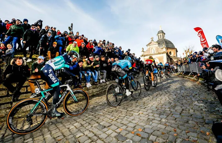 valgren verrast favorieten in omloop