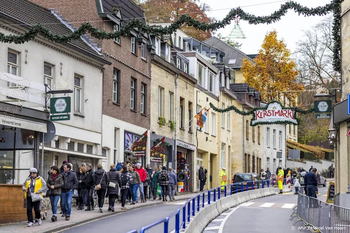 valkenburg staat openen winkels en horecazaken vrijdag toe