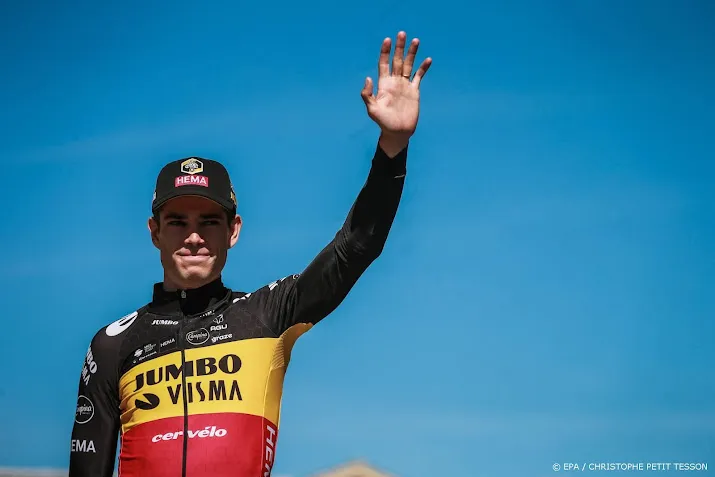 van aert slaat weer toe in criterium du dauphine