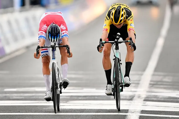van aert van der poel was ietsje beter