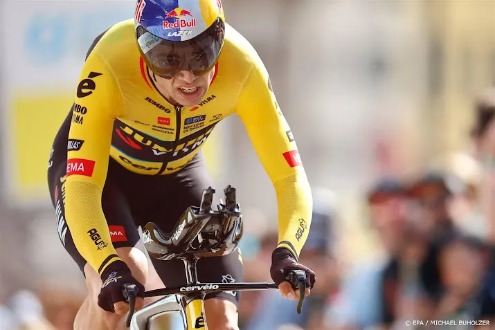 van aert verovert voor derde keer belgische tijdrittitel