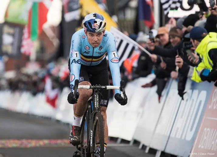 van aert wil topprestatie in parijs roubaix