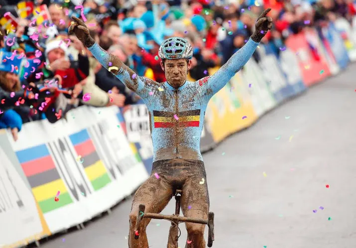 van aert wint veldrit bredene met lange solo