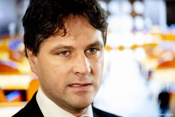 van agt bedreef vanuit diepe overtuigingen politiek zegt cda