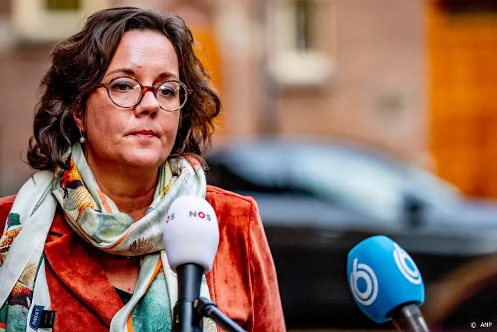 van ark blijf thuis met oud en nieuw