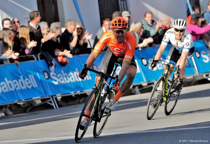 van avermaet toch in luik bastenaken luik
