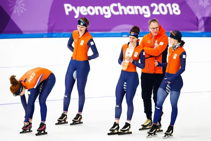 van beek vervangt leenstra tegen vs