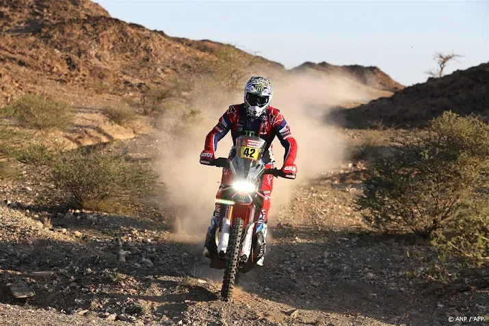 van beveren viert weer succes bij de motoren in dakar rally
