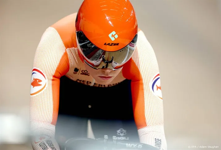 van de wouw uitgeschakeld op sprint bij wk baanwielrennen